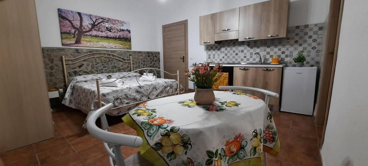 El Pavino Agriturismo Ristorante Pizzeria Alloggi Porticalazzo 外观 照片